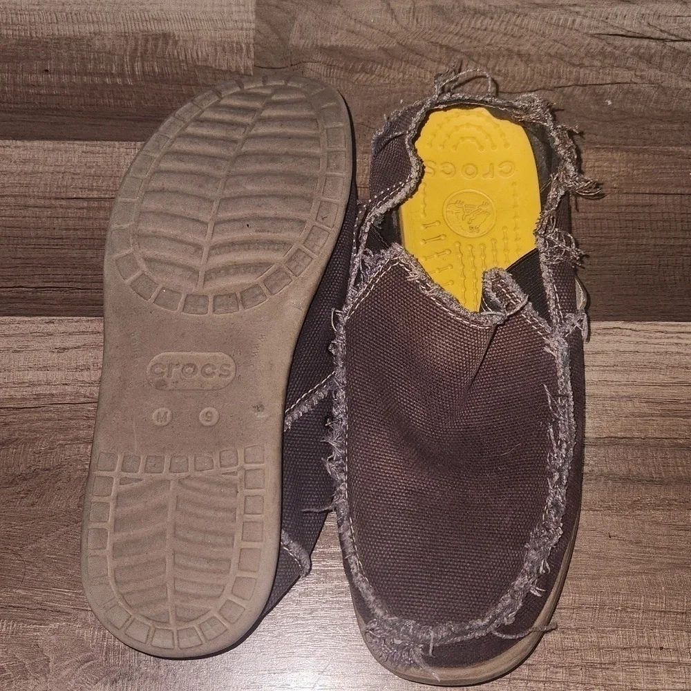 Crocs Santa Cruz Loafers Slip-On  Brown Comfort Mens Size 9  Croc Inserts